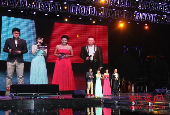 現(xiàn)場主持人帥天、小糖、李江、凱文