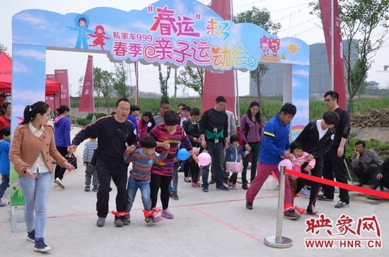 不過看比賽的現(xiàn)場來看，大家比較弱的項(xiàng)目是三人四足，看來各位天使的平衡性還需加強(qiáng)啊