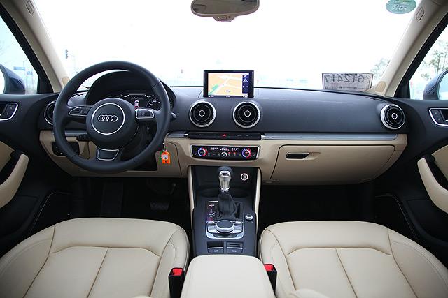 全新奧迪A3五門兩廂Sportback車型內(nèi)飾設(shè)計(jì) 全新奧迪A3五門兩廂Sportback車型內(nèi)飾設(shè)計(jì)