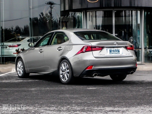 雷克薩斯IS 雷克薩斯IS