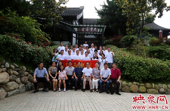 旅游熱線(豫南)聯(lián)盟成立 七省聯(lián)動尋共贏 旅游熱線(豫南)聯(lián)盟成立 七省聯(lián)動尋共贏