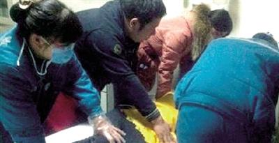 輕生女子終于獲救，目前情況穩(wěn)定。