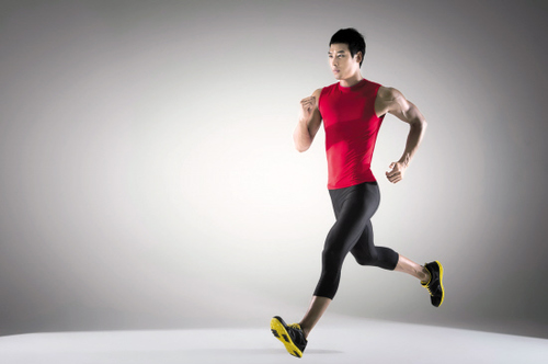 跑步過(guò)度，有害健康