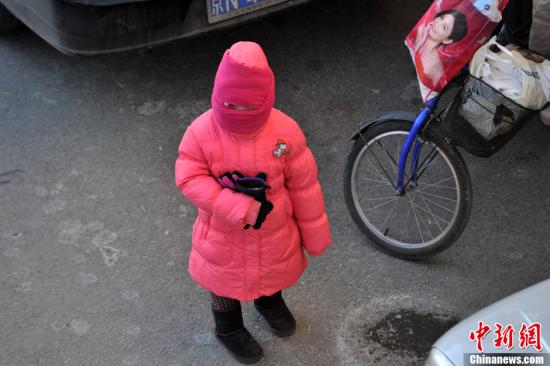 　12月23日，京城迎來今年入冬以來最冷的時刻。受今年以來最強冷空氣影響，京城迎來入冬以來幅度最大的