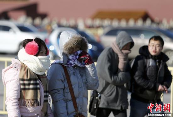 　12月23日，京城迎來今年入冬以來最冷的時刻。受今年以來最強冷空氣影響，京城迎來入冬以來幅度最大的