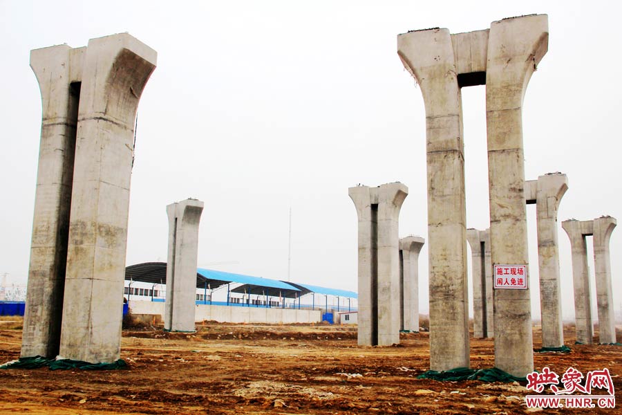 今年9月份，媒體曾報(bào)道稱(chēng)，此項(xiàng)目停工的原因主要是資金鏈斷裂。