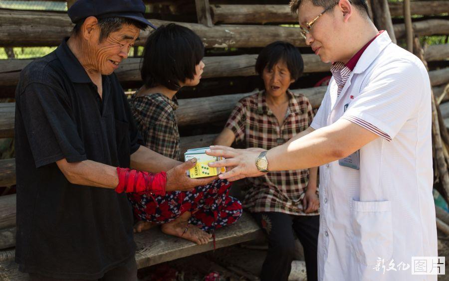 吉林16歲少女被鎖玉米樓五年 吉林16歲少女被鎖玉米樓五年