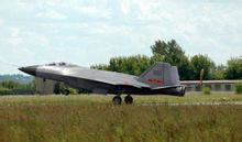 殲18(1801號(hào))實(shí)物 殲18(1801號(hào))實(shí)物