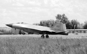 網(wǎng)絡(luò)流傳的中國(guó)殲18紅鷹隱形戰(zhàn)機(jī)試飛圖 網(wǎng)絡(luò)流傳的中國(guó)殲18紅鷹隱形戰(zhàn)機(jī)試飛圖