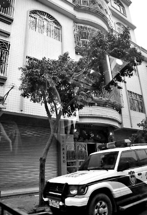 已經(jīng)被免職的陸豐“房爺”違規(guī)私用警車。