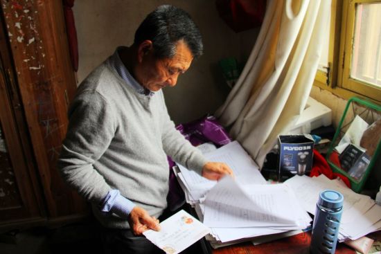 這些信成了張家的“寶貝”，哥哥張高發(fā)表示要好好收藏。