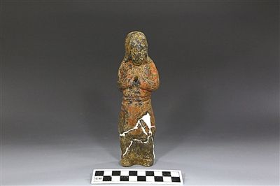 1號(hào)墓出土的陶俑。新華社發(fā)