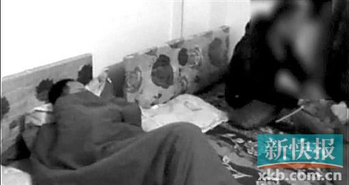 廣州搗毀一男同性戀者聚眾淫亂窩點。視頻截圖