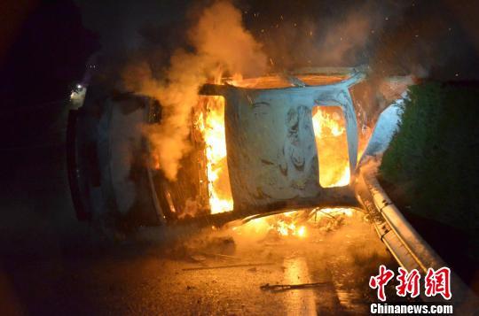 圖為事故現(xiàn)場(chǎng)。嚴(yán)光濤 攝