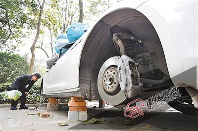 賊娃子辯稱(chēng)只是為了試試豪車(chē)輪胎好不好下。