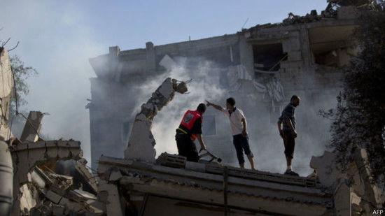 加沙地帶建筑在空襲中被毀。來源：BBC網(wǎng)站