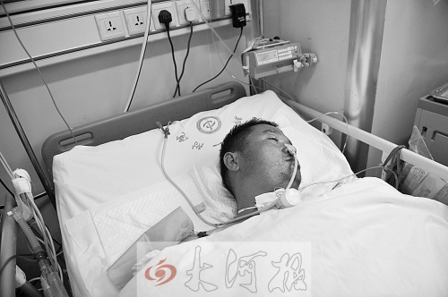 姚戰(zhàn)標(biāo)因甲烷中毒，大腦受到損害，重度昏迷。