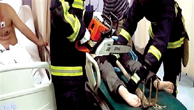 一陣痛，鐵耙柄插進身體里