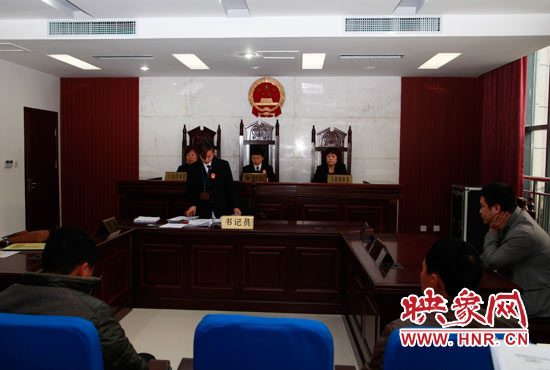 11月13日，金水區(qū)法院集中宣判了6起拖欠農(nóng)民工工資案件。