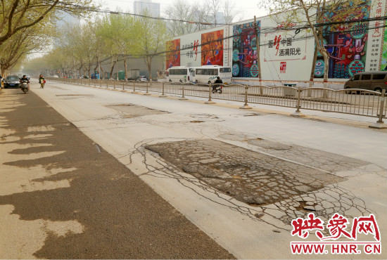 南陽路因為地鐵將要施工而暫緩大修。