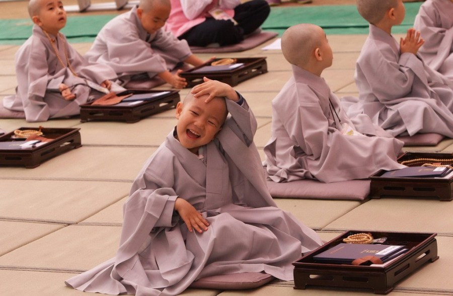 韓國男童剃度體驗僧侶生活 韓國男童剃度體驗僧侶生活