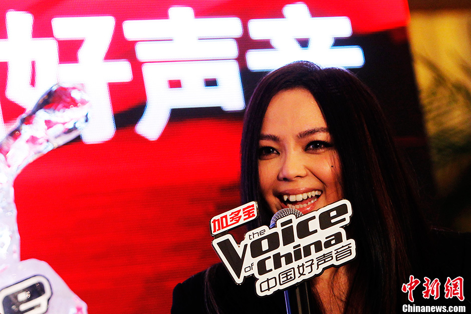 《中國好聲音》第二季導(dǎo)師集體亮相 張惠妹加盟