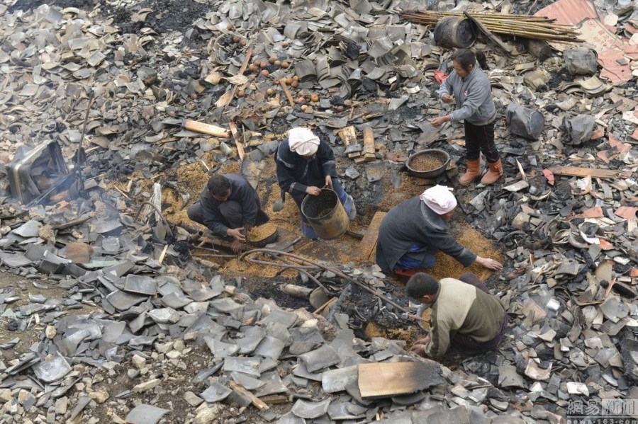 貴州300年歷史古寨遭大火 貴州300年歷史古寨遭大火