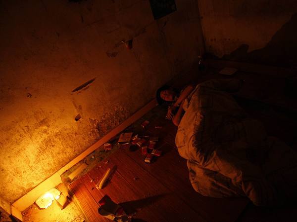 真實記錄一個吸毒者生命最后19天 真實記錄一個吸毒者生命最后19天