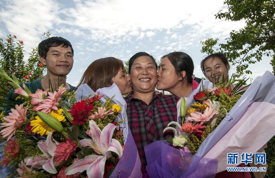 那些年，感動(dòng)過我們的母親