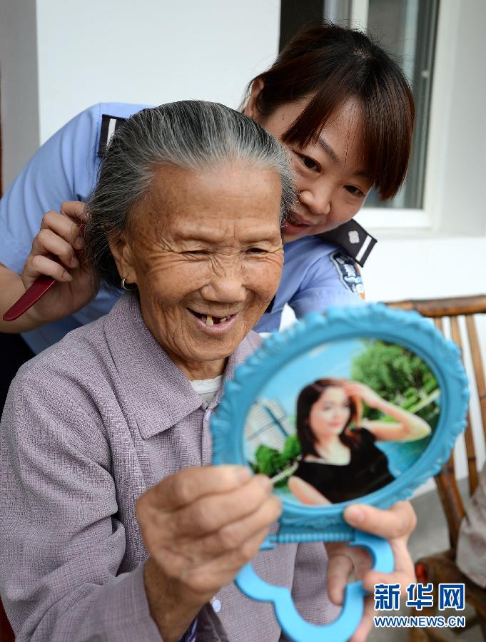 那些年，感動(dòng)過我們的母親