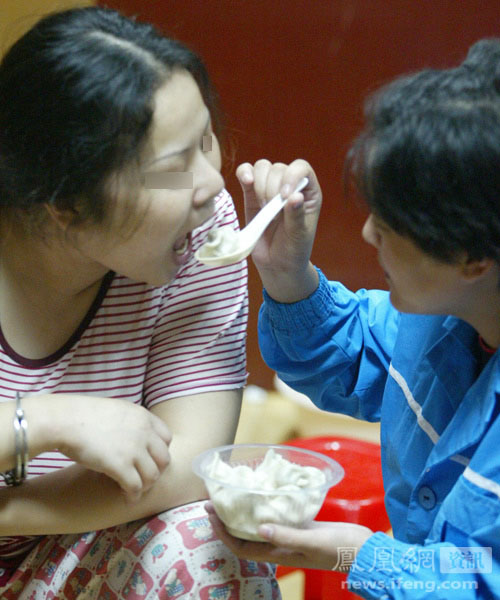 女死囚臨刑前的12小時(shí) 女死囚臨刑前的12小時(shí)