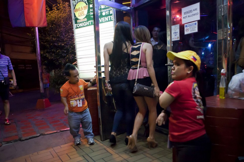 侏儒癥患者的艱辛生活 侏儒癥患者的艱辛生活