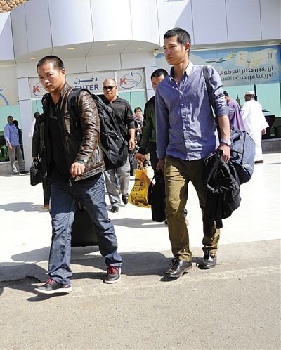 南蘇丹現(xiàn)群尸坑 被指反政府軍所為 南蘇丹現(xiàn)群尸坑 被指反政府軍所為