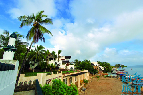 海風椰影里的拉姆島。