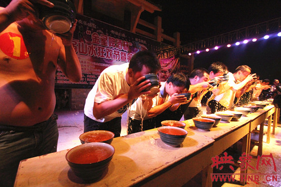 “金星啤酒杯”重渡溝第五屆音樂啤酒節(jié)本周六盛大啟幕 “金星啤酒杯”重渡溝第五屆音樂啤酒節(jié)本周六盛大啟幕