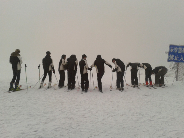 鄭州人自己的滑雪場圣誕啟幕！