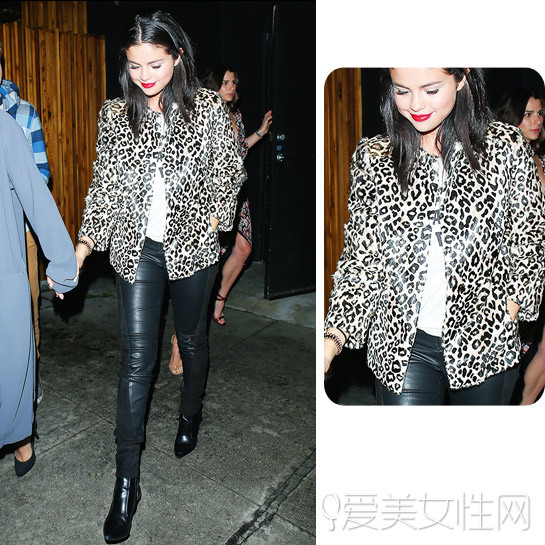 明星穿皮褲配豹紋，酷感十足