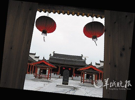 歙縣徽州府衙正堂，還原徽州古城舊貌的標志 李健 攝