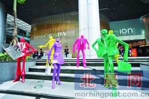 烏節(jié)路上大牌云集。