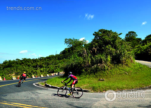 “騎”樂(lè)無(wú)窮 海岸線(xiàn)騎行不挑車(chē)型只挑心情 “騎”樂(lè)無(wú)窮 海岸線(xiàn)騎行不挑車(chē)型只挑心情