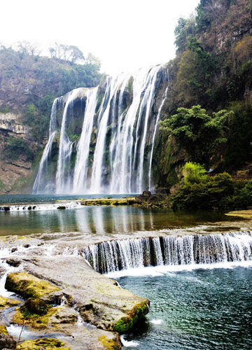 清涼夏日我做主 盤點(diǎn)中國(guó)六大避暑瀑布 清涼夏日我做主 盤點(diǎn)中國(guó)六大避暑瀑布