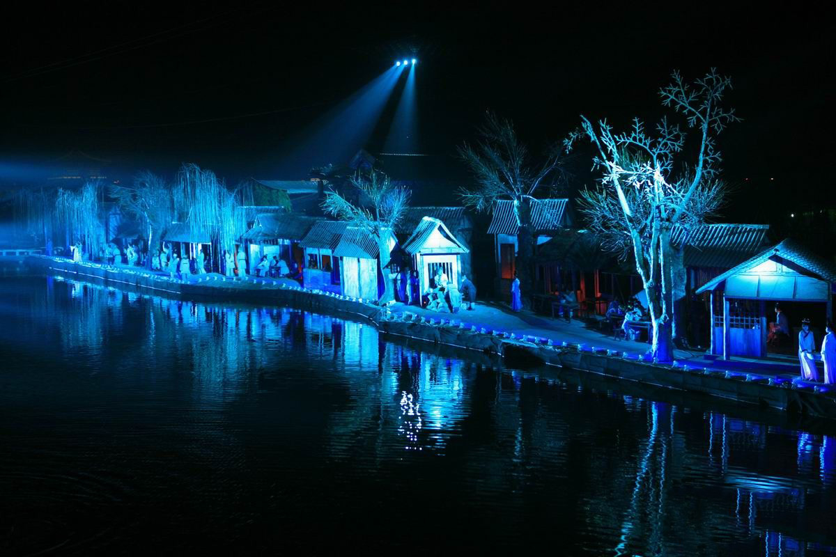 清明上河園 依然等你來(lái)賞菊 清明上河園 依然等你來(lái)賞菊