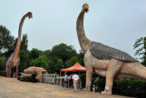 緊跟潮流玩兒穿越 河南“穿越”旅行地 緊跟潮流玩兒穿越 河南“穿越”旅行地
