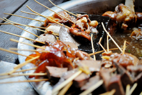 緬甸，繽紛的街邊平民小吃