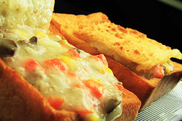 廟不離市、市不離廟的臺灣小吃