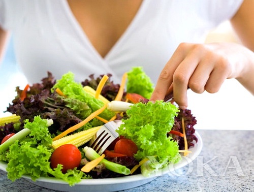 不想變成金剛芭比的話，就要少吃多運(yùn)動(dòng)