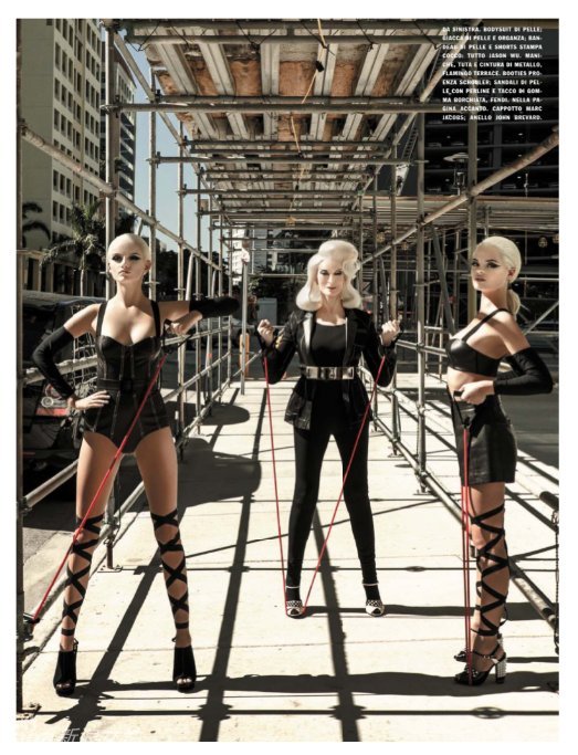 82歲時尚女魔頭領(lǐng)銜 名模健身體操大片 82歲時尚女魔頭領(lǐng)銜 名模健身體操大片