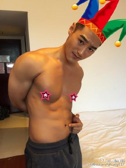 不造哪里不對，反正看起來怪怪的！