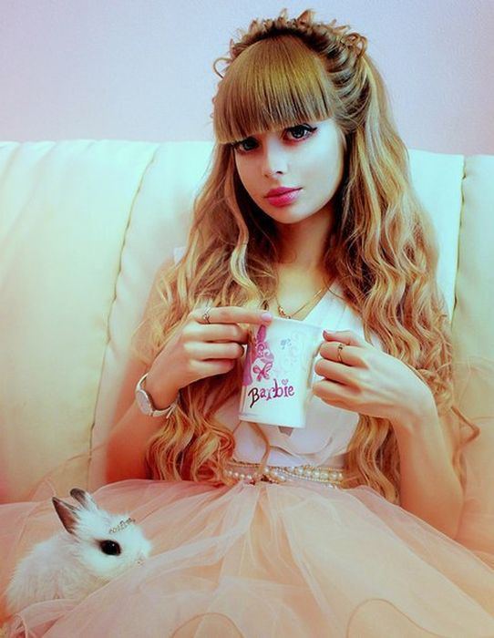 俄羅斯真人版“芭比” 俄羅斯真人版“芭比”