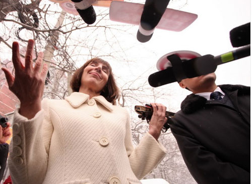 宣判后Kim喜極而泣 宣判后Kim喜極而泣